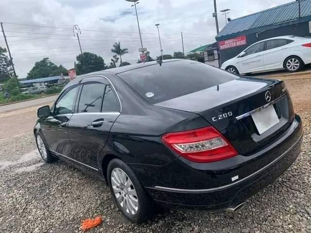 mercedes benz c200