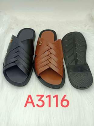A picture of Men s slippers and half shoe