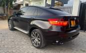 A picture of BMW X6