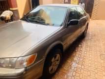 A picture of Toyota Camry 2 2