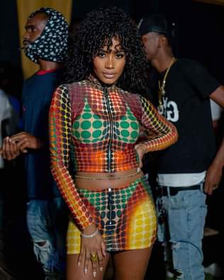 Nio B.