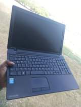 A picture of TOSHIBA core 5 Ram 4gb hdd 320gb procesor 2.56ghz chaji