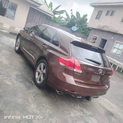 A picture of 2012 3 Months Old Venza Keyless Entry Everything Functions Perfectly