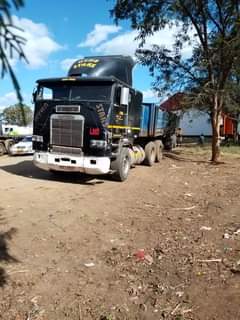 freightliner trucks