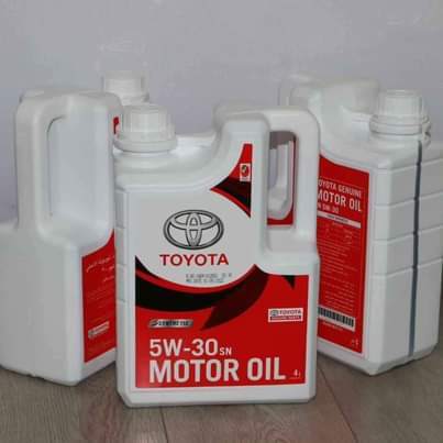 A picture of Genuine Toyota Synthetic Engine Oil