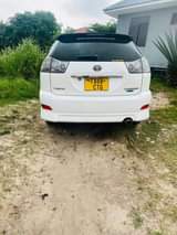 A picture of 2004 TOYOTA HARRIER