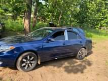 A picture of Clean 2004 Camry buy and drive clean in and out