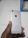 A picture of Iphone 6plain gb 64