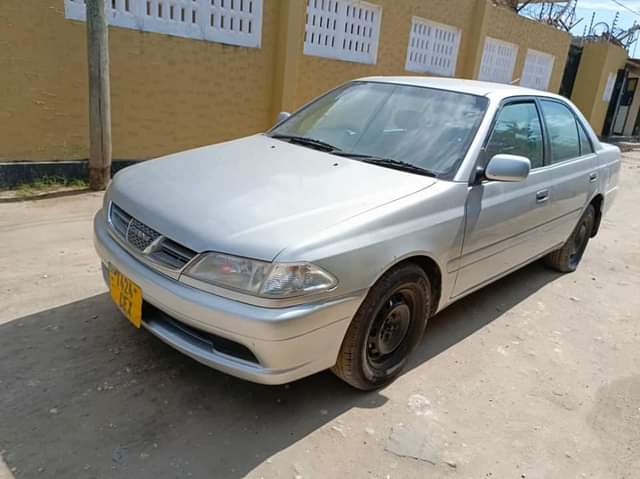 A picture of Toyota carina