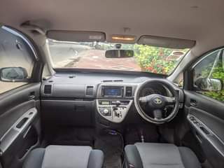 A picture of Toyota Wish