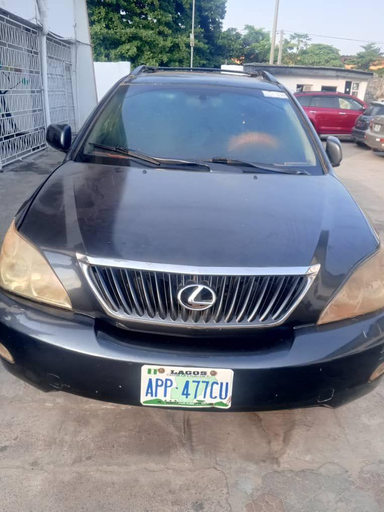 A picture of Lexus Rx350 2009 model