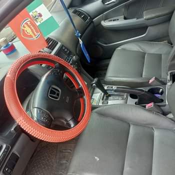 A picture of Honda accord 2005