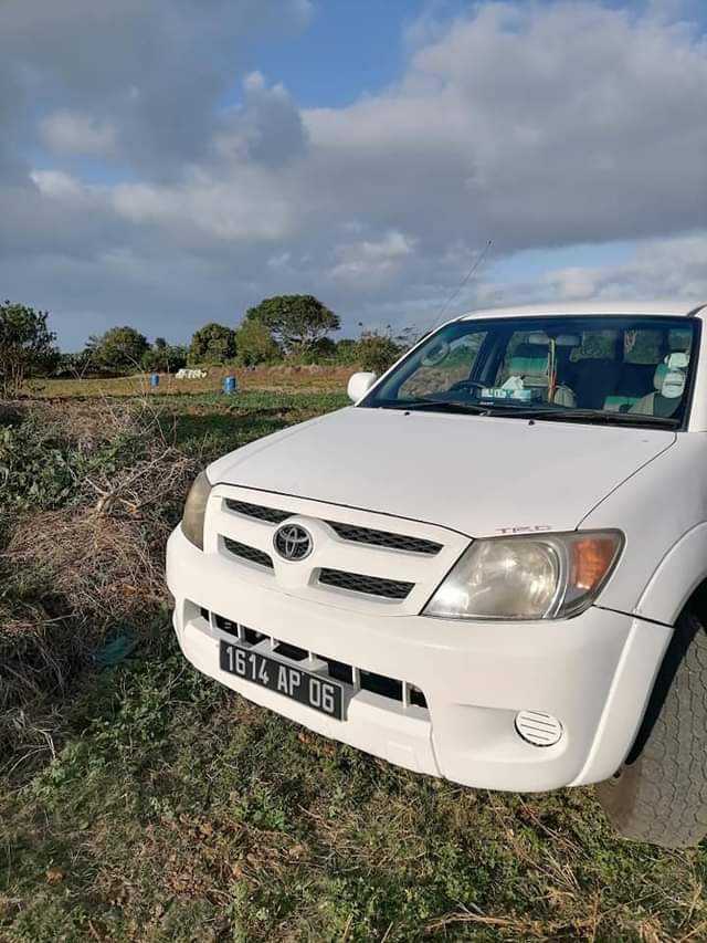 toyota hilux