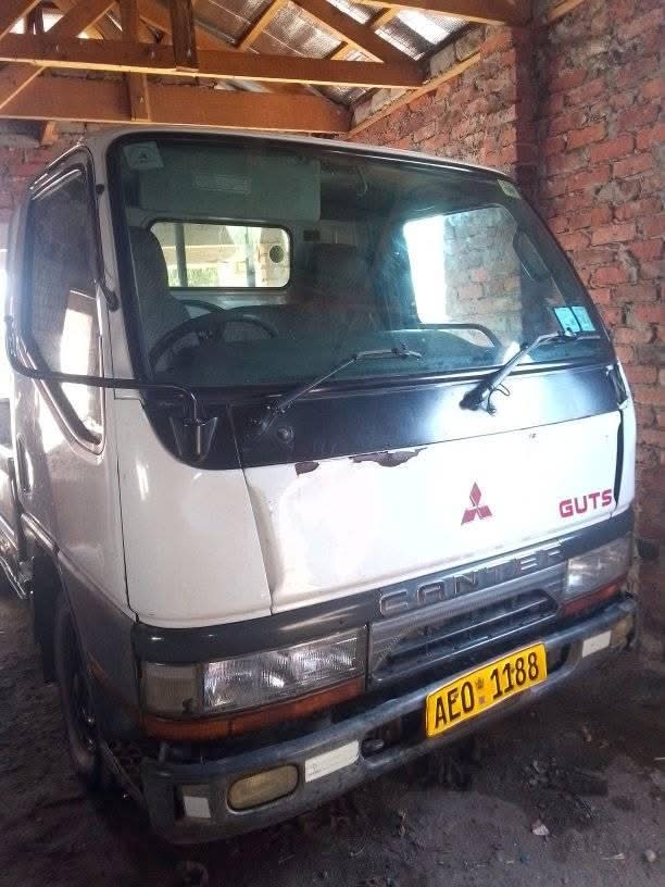 mitsubishi canter