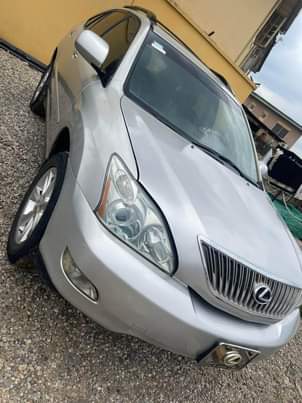 A picture of Registered Rx350 2008 09039685463
