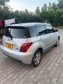 A picture of Toyota Ist