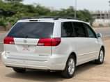 A picture of Toks 2005 Sienna XLE