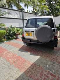 A picture of Nissan patrol
