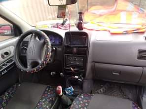 A picture of KIA carens 2008 model First body Gear Engine AC needs