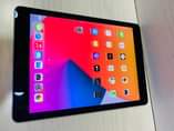 A picture of Ipad pro 9.7 inch 128gb with its cover wireless only