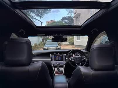 A picture of Toyota Harrier New Model