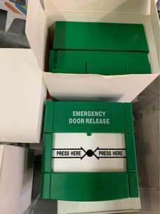 A picture of Resettable emergency doo switch