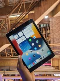 A picture of Ipad air2 128GB