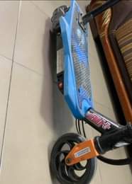 A picture of RECHARGEABLE ELECTRIC SCOOTER BATTERY IS BAD CHARGER IS BURNT 100K