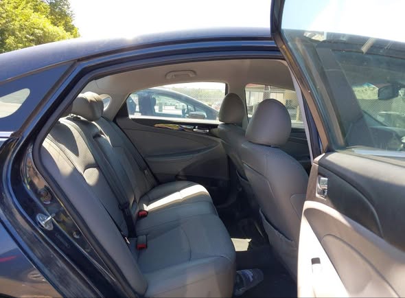 A picture of Hyundai sonata