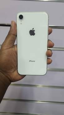 A picture of Iphone XR