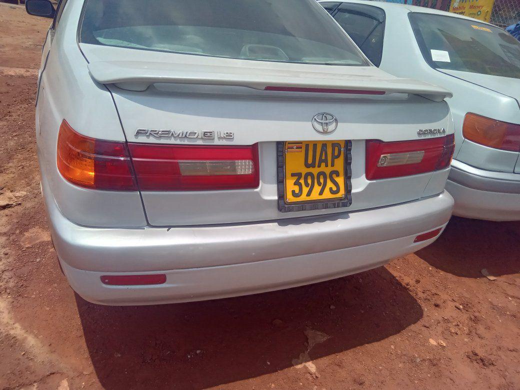 toyota premio