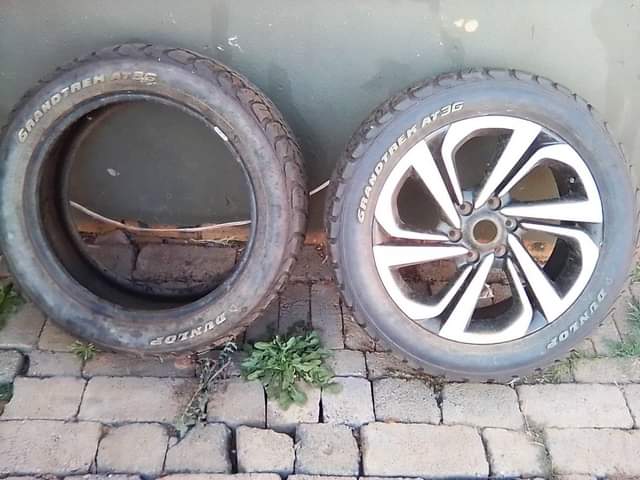 Mparas S.