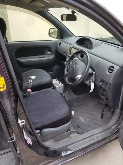 A picture of Toyota Sienta