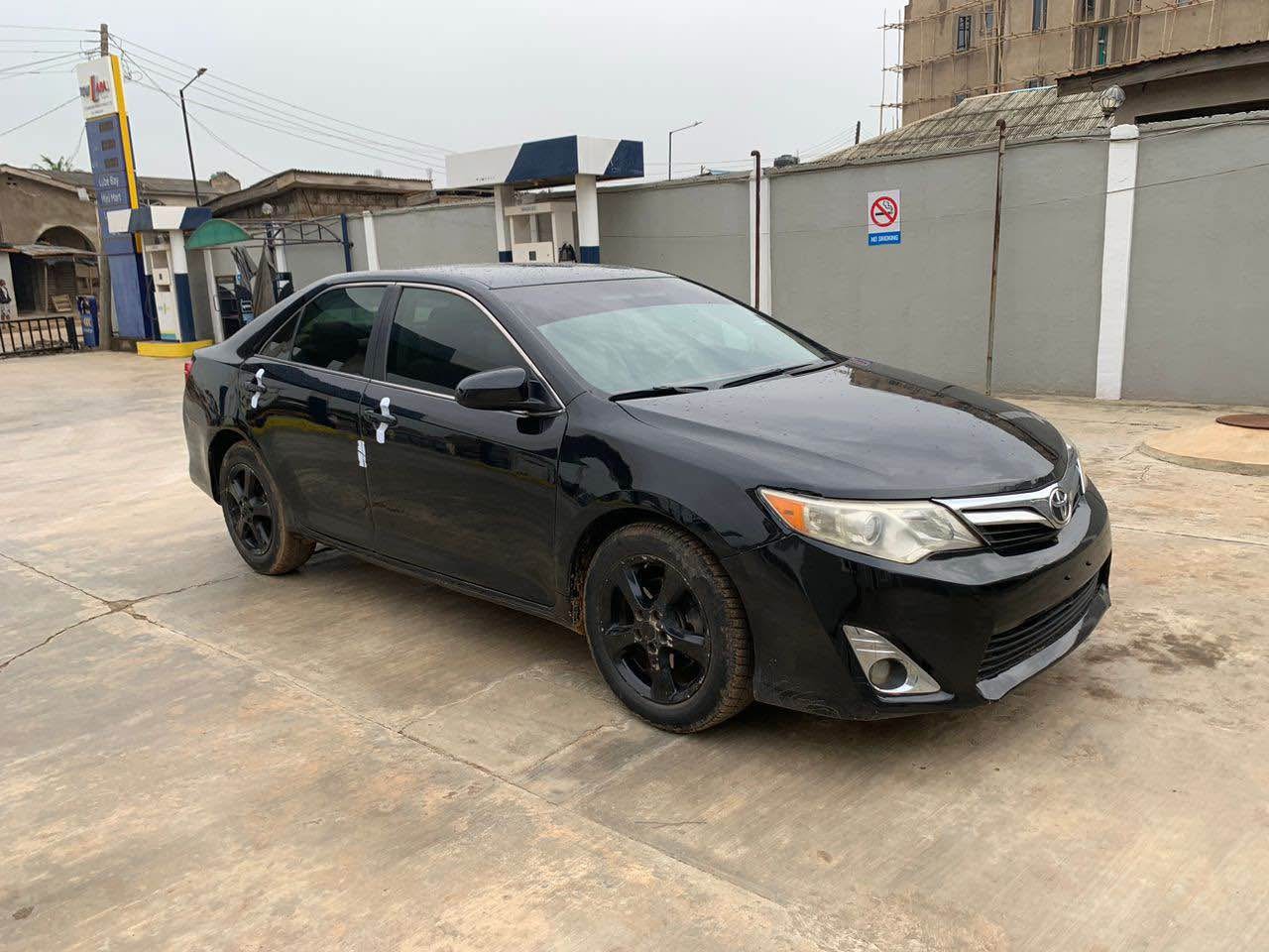 A picture of Toyota Camry 2012 model