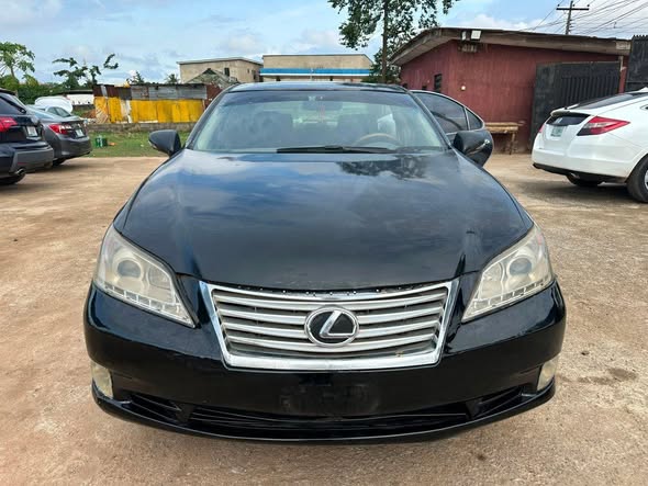 A picture of Tomorrow morning deal 3 950 2007 Lexus es350 Tapping Engine