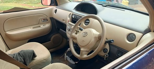A picture of TOYOTA SIENTA