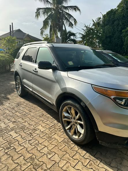 A picture of 2015 Ford Explorer