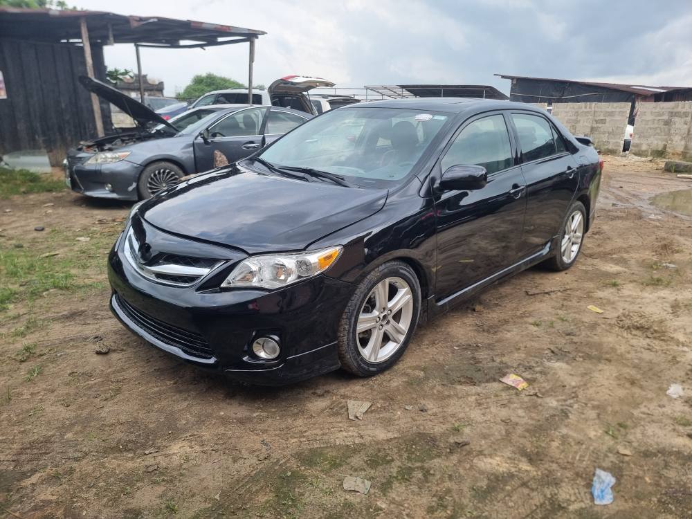 A picture of XRS TOYOTA COROLLA