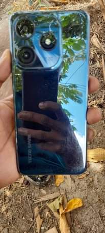A picture of habari nauza simu tekeno spakteni