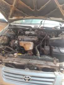 A picture of 1998 Camry pencil light 1998