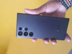 A picture of Galaxy s22 ultra