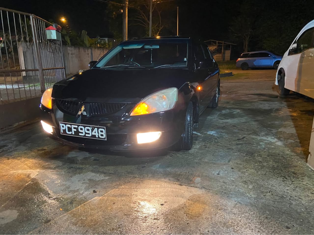 mitsubishi lancer