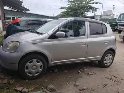 A picture of Vitz old