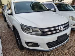 A picture of Toyota Harrier 2014 At 88m 0706044260 0774245262