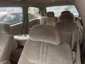 A picture of 2000 Toyota Sienna LE