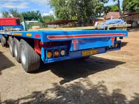A picture of Scania inauzwa 45Mln Ipo barabarani inapiga kazi