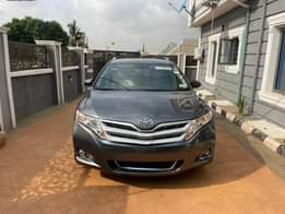 A picture of This is premium standard Toyota venza direct 2013 model pure