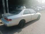 A picture of Price sliced now 900k Camry pencil 2000 No A c