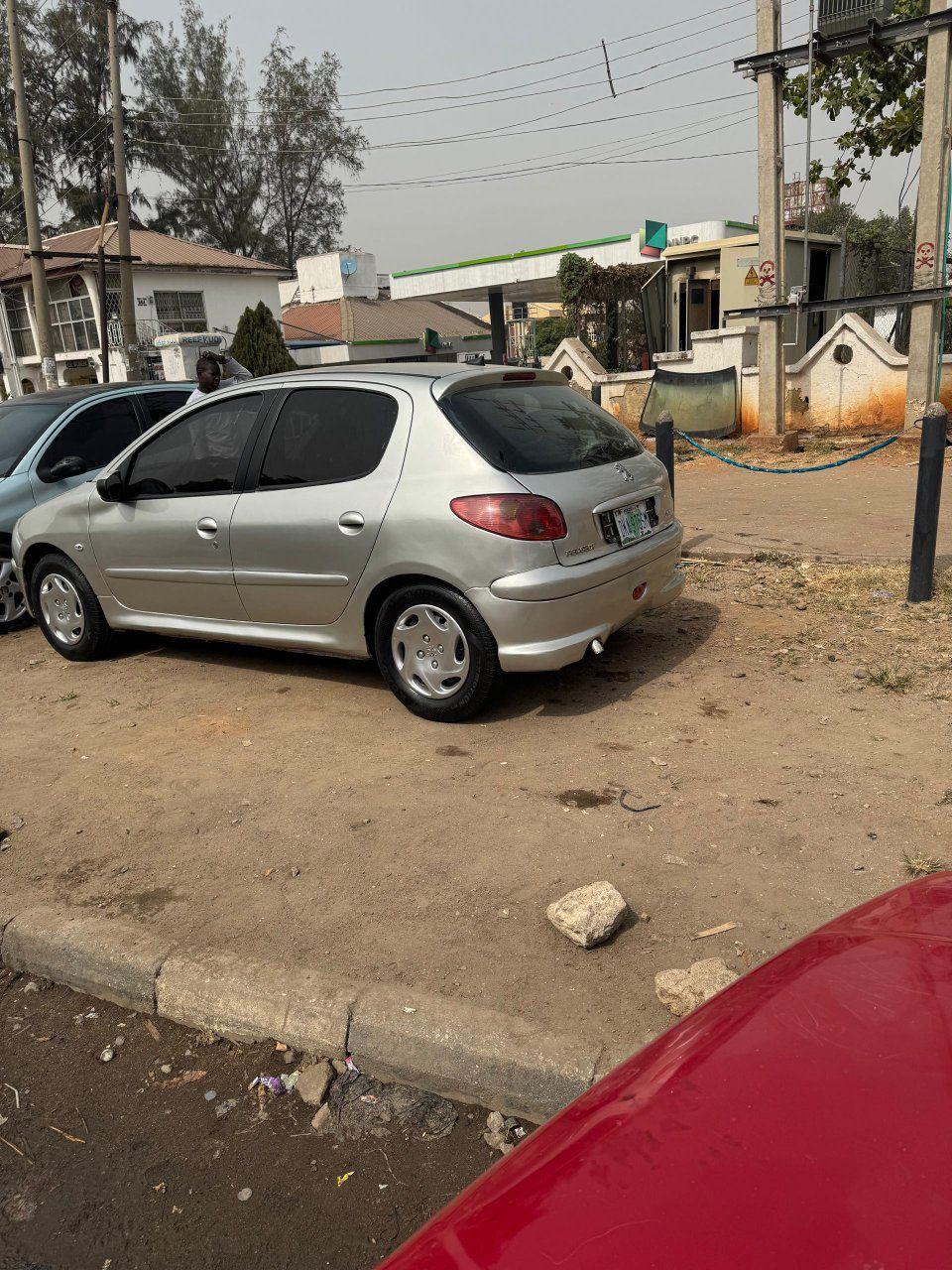 A picture of 2006 Peugeot 206