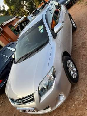 A picture of Make TOYOTA Brand FEILDER Year 2009 Color SLIVER Grade 2WD